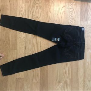 NWT Hollister Jean Leggings